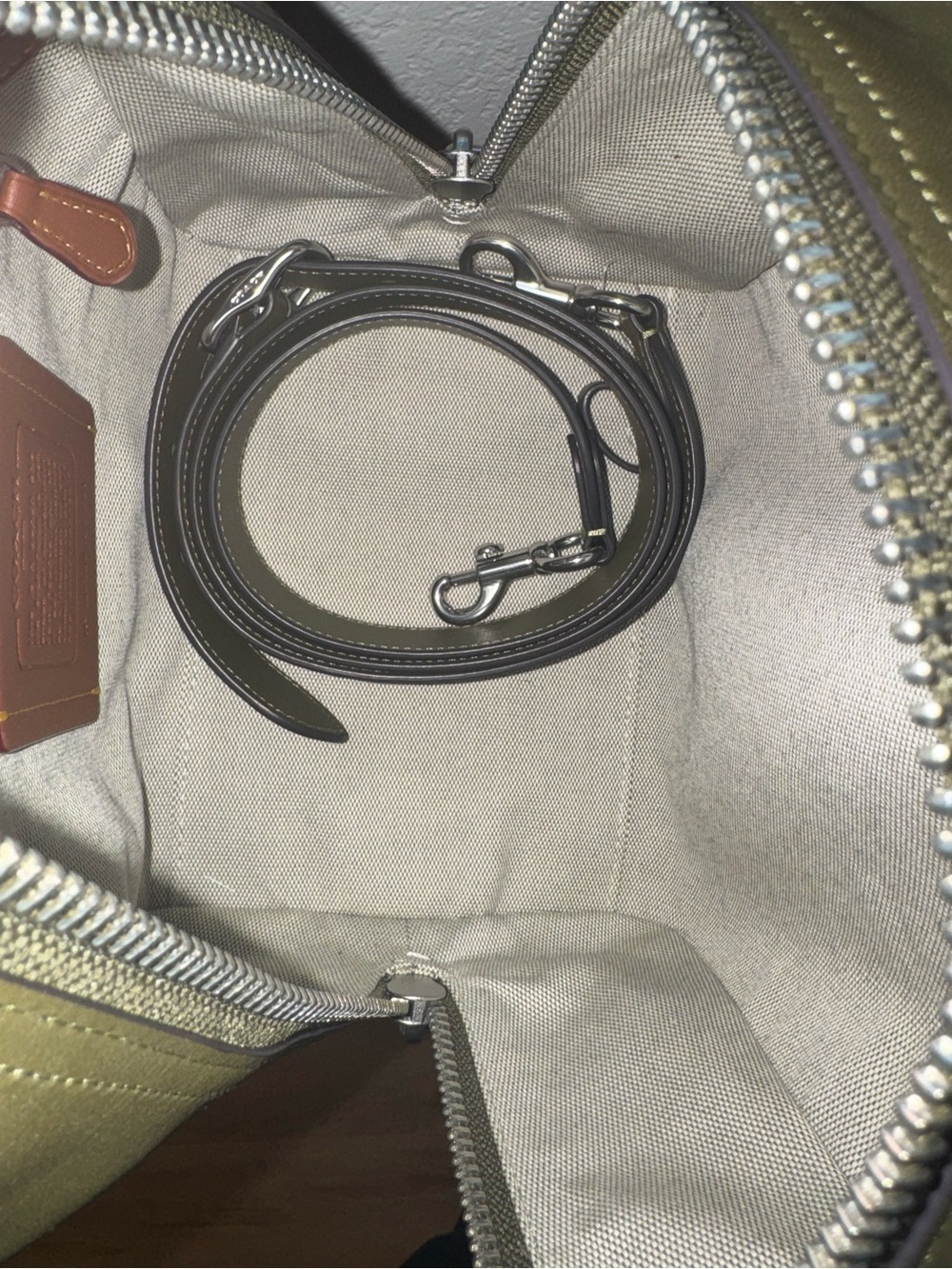 COACH Rogue Cube 20 olive green - Picture 7 of 8
